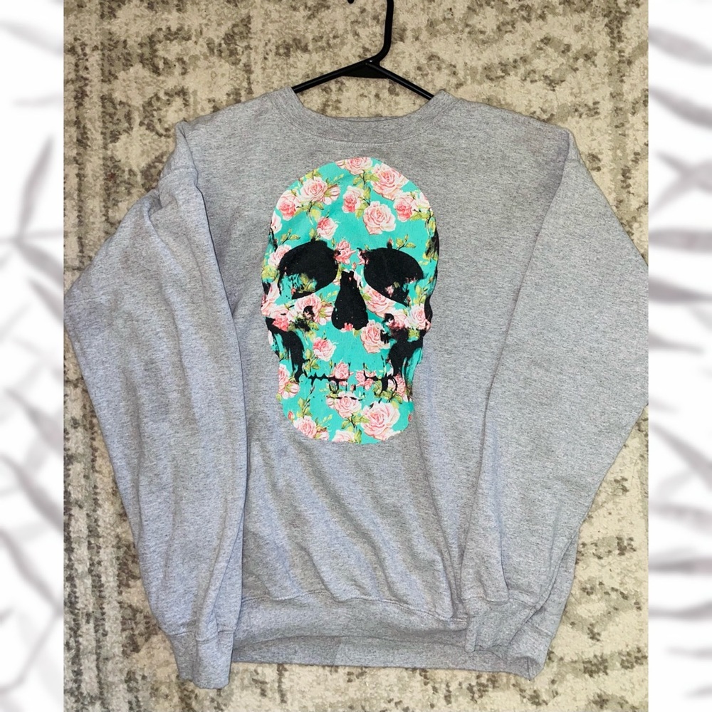 Skull Crewneck